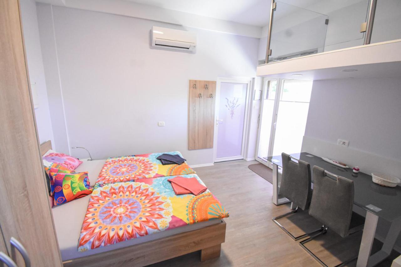 Apartmaji Sobe Zvezda Pobegi Exteriér fotografie
