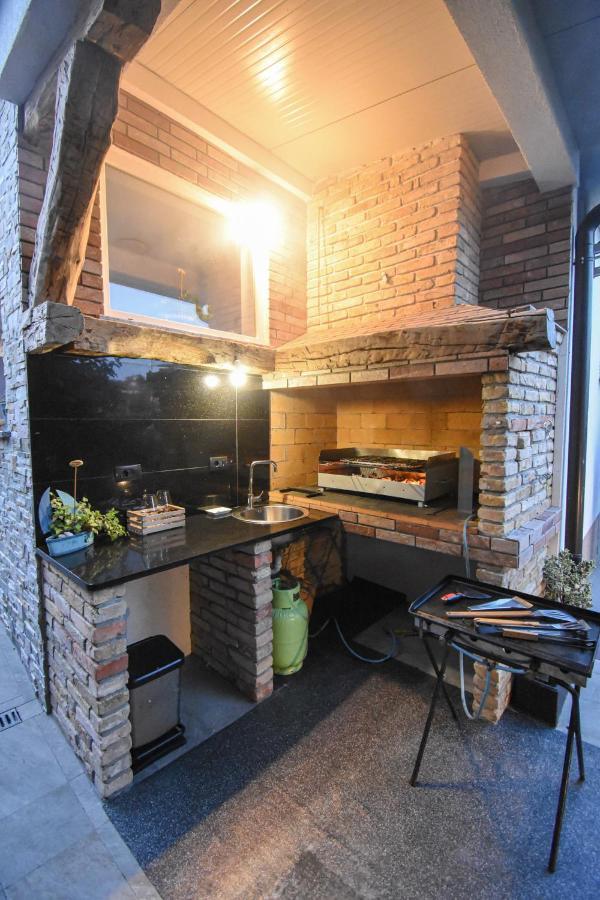 Apartmaji Sobe Zvezda Pobegi Exteriér fotografie