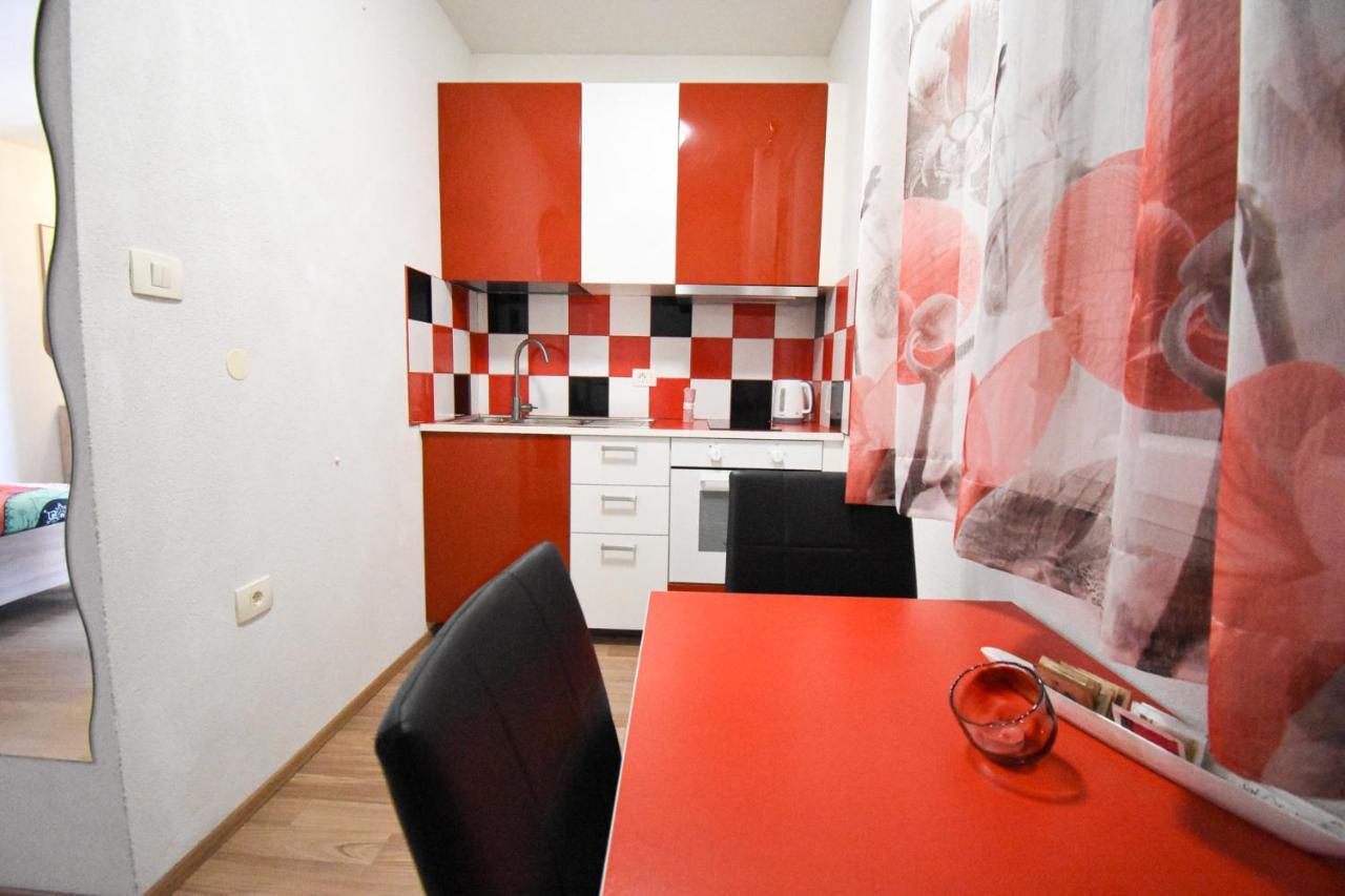 Apartmaji Sobe Zvezda Pobegi Exteriér fotografie