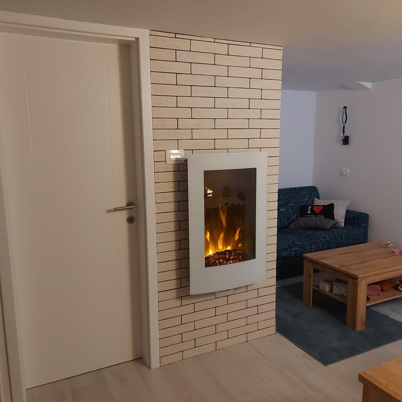 Apartmaji Sobe Zvezda Pobegi Exteriér fotografie