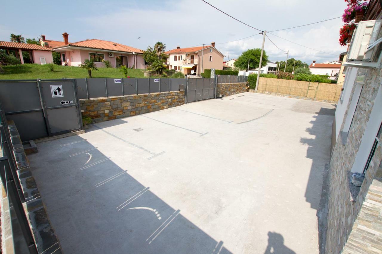 Apartmaji Sobe Zvezda Pobegi Exteriér fotografie